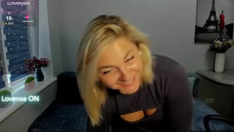 Margaret  online show from September 19, 2025, 1:45 pm