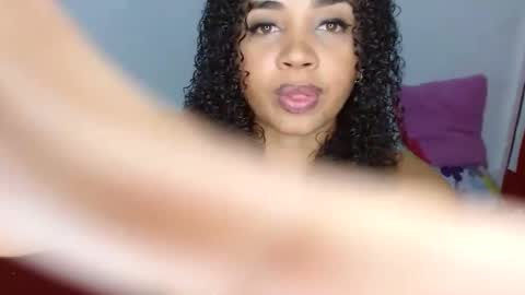 Snapshot of sweet__candy_ chatting on February 16, 2025, 1:25 am Sweet Candy  online show from February 16, 2025, 1:25 am