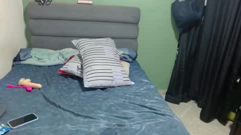 Snapshot of sweet__nikol chatting on February 26, 2025, 5:28 pm Nikol online show from February 26, 2025, 5:28 pm