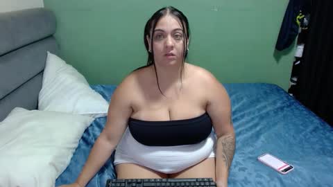 Snapshot of sweet__nikol chatting on September 27, 2025, 2:44 pm Nikol online show from September 27, 2025, 2:44 pm