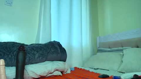 pixiee online show from April 8, 2026, 7:19 am