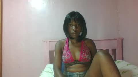 Snapshot of sweet_aaliya chatting on April 27, 2026, 5:05 am Aaliya online show from April 27, 2026, 5:05 am