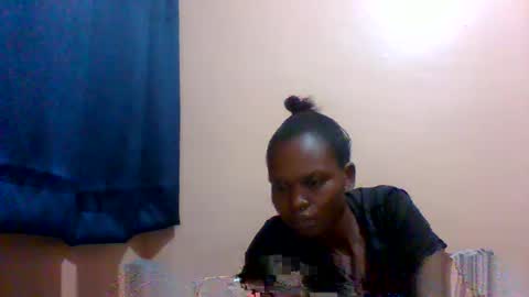 Snapshot of sweet_adora chatting on February 6, 2025, 7:13 am sweet_adora online show from February 6, 2025, 7:13 am