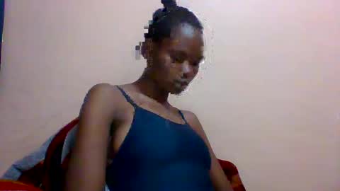 Snapshot of sweet_adora chatting on February 11, 2025, 12:48 pm sweet_adora online show from February 11, 2025, 12:48 pm