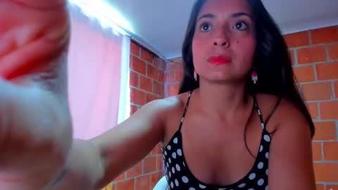 sweet and hot alaia online show from September 21, 2025, 3:46 pm