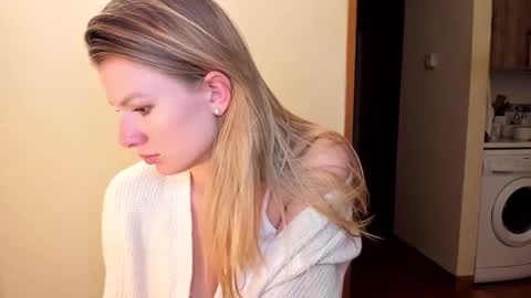 Snapshot of sweet_angel_a chatting on January 6, 2026, 7:50 pm Ann - your sweet girl online show from January 6, 2026, 7:50 pm