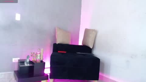 Snapshot of sweet_angel_med chatting on March 21, 2026, 4:50 am sweet angel online show from March 21, 2026, 4:50 am