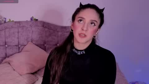 Sthefany Lauren Independent Model  online show from November 28, 2025, 4:04 am