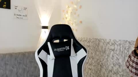 Snapshot of sweet_ayshel chatting on February 20, 2026, 7:25 pm sweet Ayshel online show from February 20, 2026, 7:25 pm