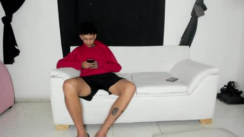 x Angelica Daniels - mod  Tio willy online show from May 31, 2026, 3:41 pm