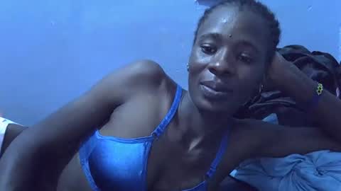 sweet_candie01 online show from April 5, 2026, 6:10 am