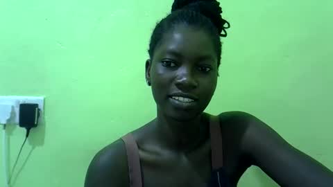 sweet_cherie1 online show from February 18, 2026, 4:19 am