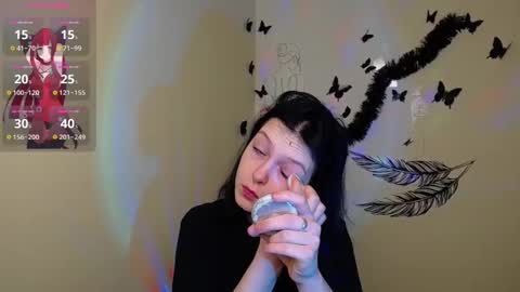 Ivy online show from February 4, 2025, 1:06 pm