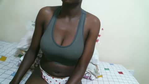 Snapshot of sweet_cheryl chatting on January 19, 2026, 4:16 am cheryl online show from January 19, 2026, 4:16 am