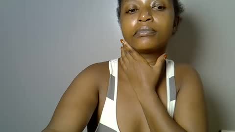 Snapshot of sweet_ebony001 chatting on March 26, 2026, 12:17 am sweet_ebony001 online show from March 26, 2026, 12:17 am