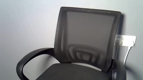 Snapshot of sweet_ebony001 chatting on March 29, 2026, 4:01 am sweet_ebony001 online show from March 29, 2026, 4:01 am