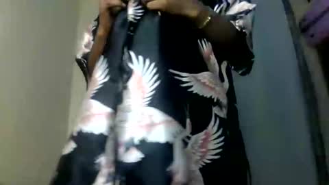 Snapshot of sweet_ebony001 chatting on April 26, 2026, 6:49 pm sweet_ebony001 online show from April 26, 2026, 6:49 pm
