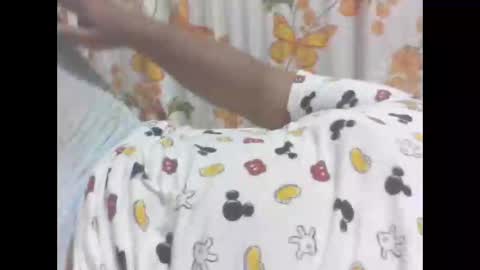 Snapshot of sweet_eddine chatting on October 31, 2025, 10:05 am sweet_eddine online show from October 31, 2025, 10:05 am