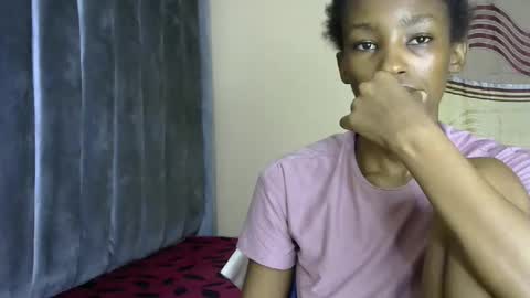 sweet_freaky online show from April 18, 2026, 5:00 am