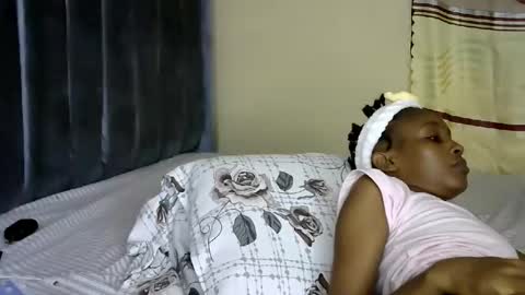 sweet_freaky online show from May 23, 2026, 8:51 am