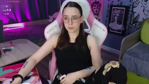 Alice online show from December 3, 2025, 3:36 am