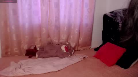 Hannah online show from October 24, 2025, 11:06 am