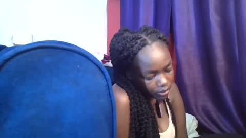 sweet_hennessey online show from May 14, 2026, 5:03 am