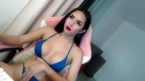 Jess online show from February 21, 2025, 11:33 am