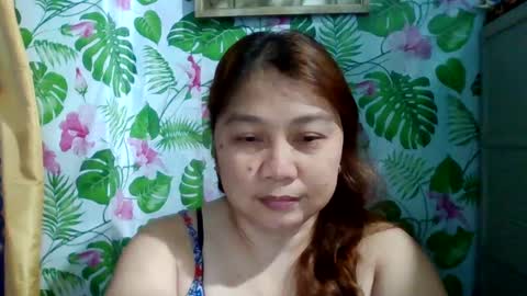 sweet_kayley online show from December 18, 2024, 1:12 pm