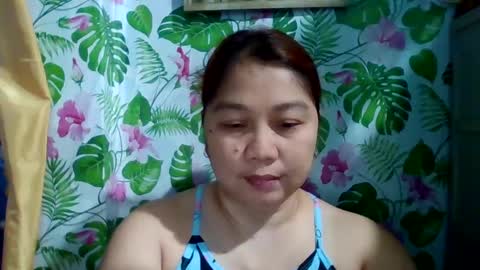 sweet_kayley online show from December 19, 2024, 9:49 pm