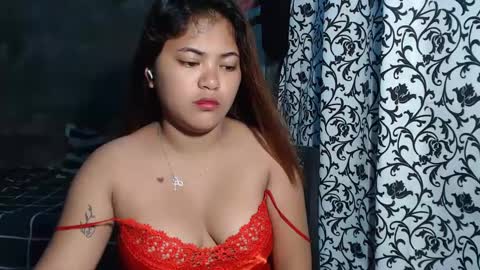 sweet_kelly11 online show from December 27, 2024, 12:29 am