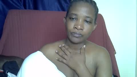 Snapshot of sweet_lessly chatting on January 13, 2026, 1:05 pm sweet_lessly online show from January 13, 2026, 1:05 pm