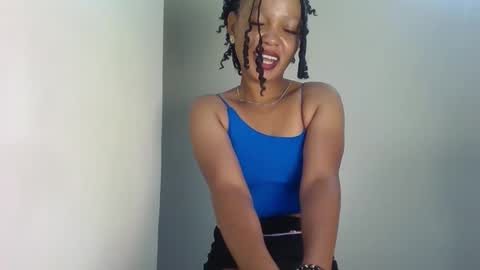 sweet likey online show from February 5, 2026, 7:07 pm