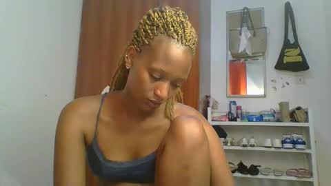 Snapshot of sweet_melod chatting on April 21, 2026, 2:51 am Linda online show from April 21, 2026, 2:51 am