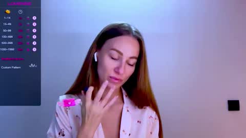 Snapshot of sweet_mia_91 chatting on September 21, 2025, 11:34 am Mia online show from September 21, 2025, 11:34 am