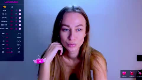 Snapshot of sweet_mia_91 chatting on October 10, 2025, 12:26 pm Mia online show from October 10, 2025, 12:26 pm