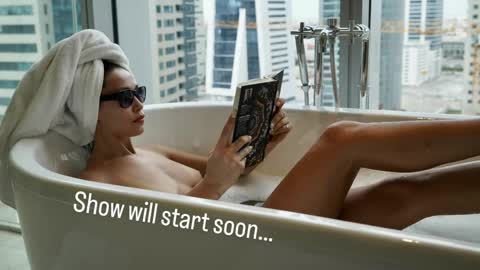 Snapshot of sweet_moan chatting on April 26, 2026, 8:34 am Dana online show from April 26, 2026, 8:34 am