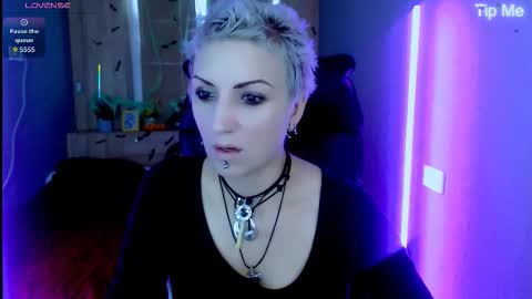 sweet_n_strong online show from November 1, 2025, 8:05 am