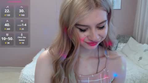 Snapshot of sweet_nicole_333 chatting on March 8, 2025, 1:14 pm sweet_nicole_333 online show from March 8, 2025, 1:14 pm