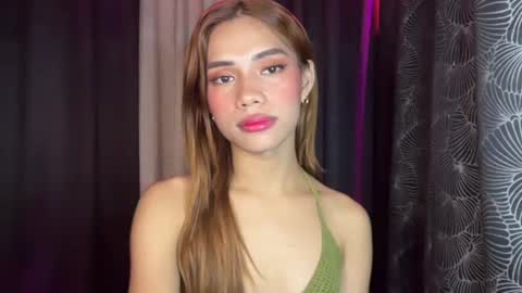 sweet_nikki03 online show from January 6, 2026, 6:11 pm