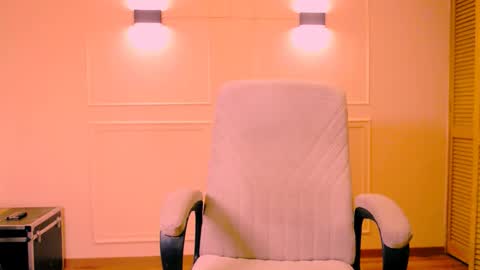 My name is Catalina. Please say hello I like to chat with you. If you have requests please use tip online show from December 16, 2025, 3:33 am