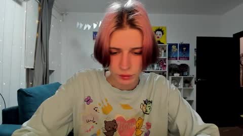 kira online show from February 15, 2026, 6:04 pm