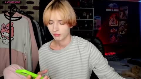Snapshot of sweet_peach__ chatting on July 20, 2026, 2:52 pm kira online show from July 20, 2026, 2:52 pm