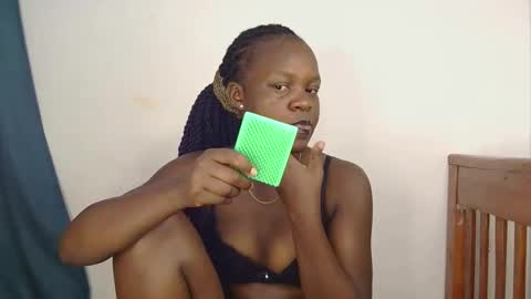 Snapshot of sweet_peachiee chatting on April 27, 2026, 11:36 pm sweet peachy online show from April 27, 2026, 11:36 pm