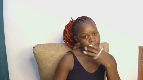 Snapshot of sweet_peachiee chatting on May 16, 2026, 2:19 am sweet peachy online show from May 16, 2026, 2:19 am