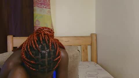 Snapshot of sweet_peachiee chatting on May 27, 2026, 1:57 am sweet peachy online show from May 27, 2026, 1:57 am