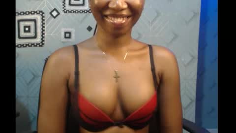 Snapshot of sweet_puna chatting on January 2, 2025, 6:40 am Nancy online show from January 2, 2025, 6:40 am