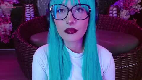 Roxanee online show from June 29, 2026, 9:48 pm