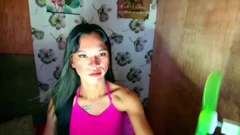 Snapshot of sweet_sexyzhiennexxx chatting on November 20, 2025, 12:16 pm Zhienne online show from November 20, 2025, 12:16 pm