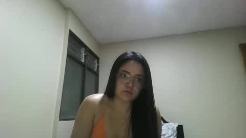 Mari online show from October 27, 2025, 5:11 am